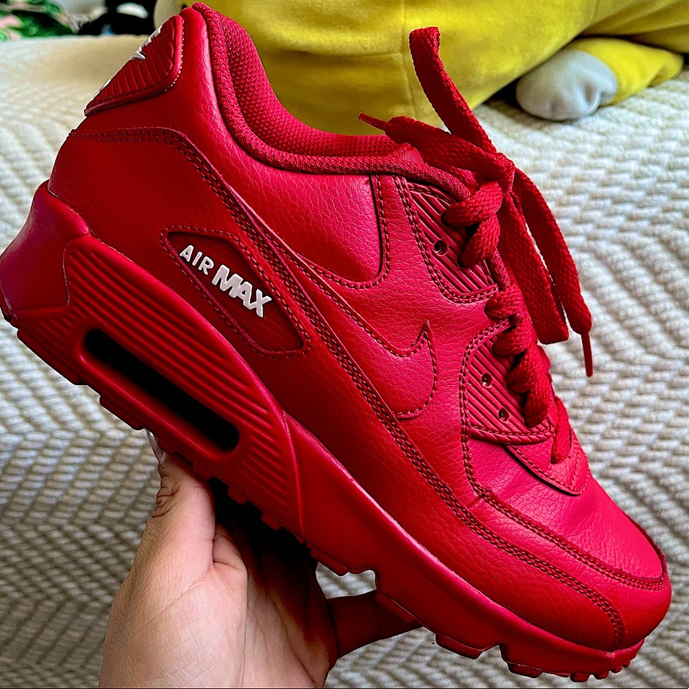 Nike Airmax 90 University Red worn once perfect condition like new unisex style